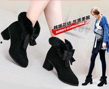 欧美超薄女靴图片,超薄女靴引领冬季轻盈风尚